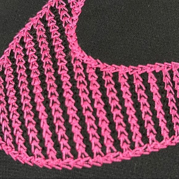 Nike Therma Fit Black and Pink Embroidered Pullover Hoodie M - Picture 4 of 5